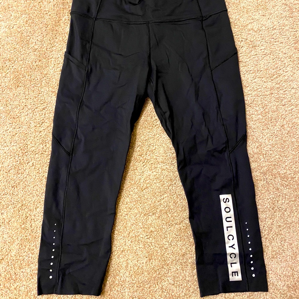 NWT Lululemon x SoulCycle Fast Free Crop size 8